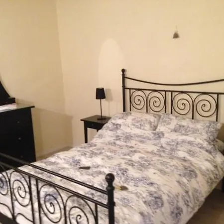 Les Volets Bleus Semesterbostad Saint-Saviol